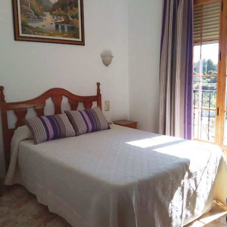 Hostal Rural Montual Los Banos  Bagian luar foto