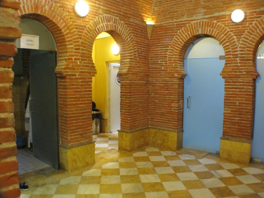 Hostal Rural Montual Los Banos  Bagian luar foto