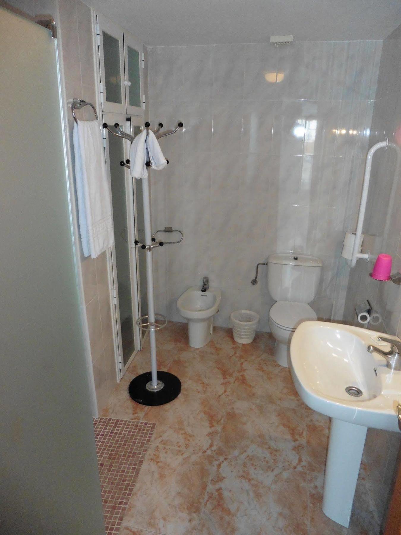 Hostal Rural Montual Los Banos  Bagian luar foto